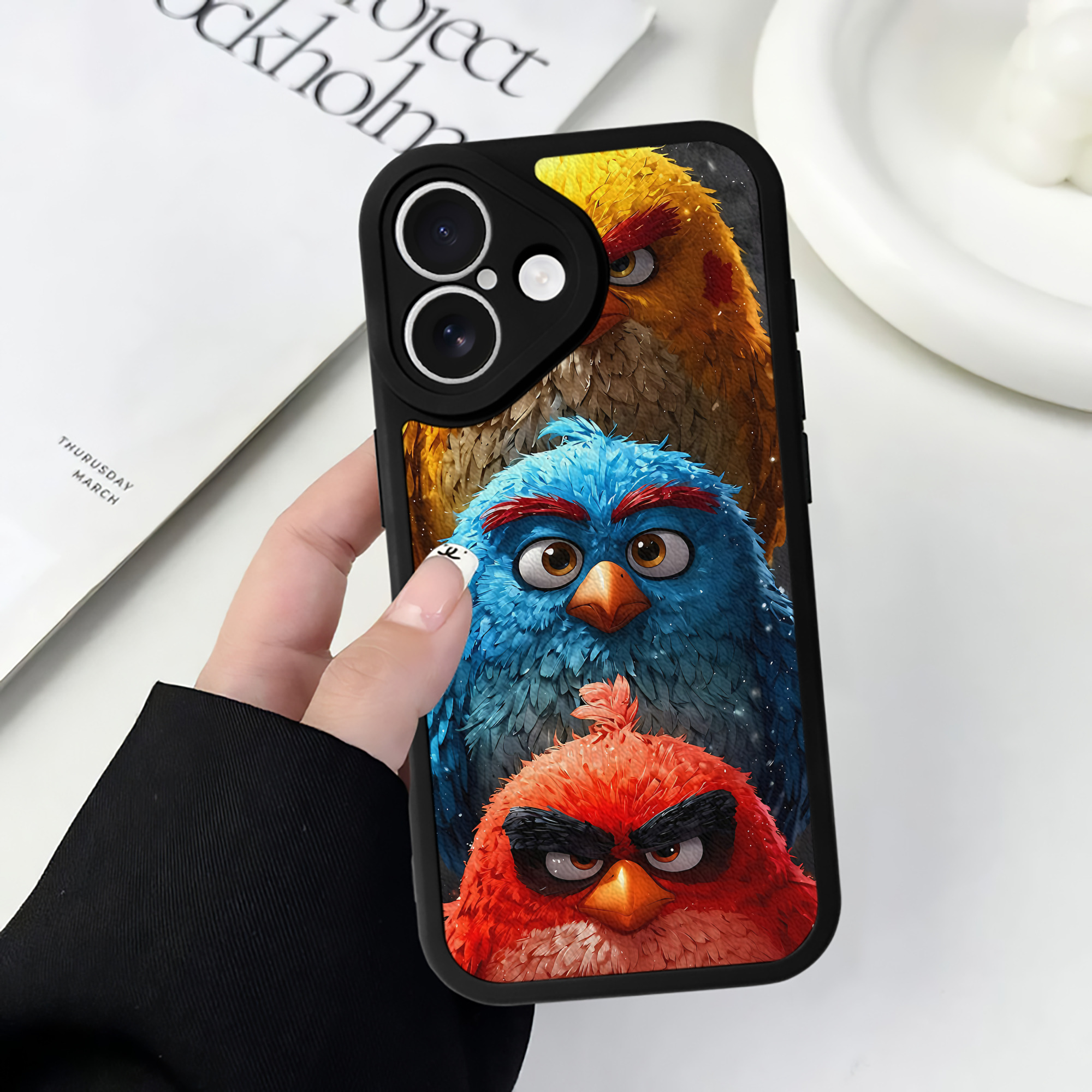 （画像用） Angry Birds アングリーバード 【iPhone 16シリーズ対応】シリコンスマホケース（レザー調） 材質：シリコン